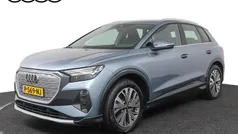 Blauw Gebruikt 2022 Audi Q4 e-tron Basis SUV | € 29.345 (Super prijs)