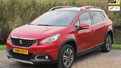 Rood Gebruikt 2019 Peugeot 2008 Allure SUV | € 13.950 (Goede deal)