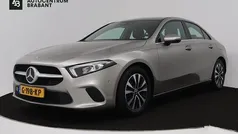 Grijs Gebruikt 2019 Mercedes A200 Business Sedan | € 22.445 (Super prijs)