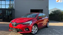Gebruikt 2021 Renault Clio V Business Hatchback | € 8.950 (Eerlijke prijs)