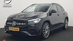 Zwart Gebruikt 2021 Mercedes GLA250 AMG line SUV | € 35.430 (Eerlijke prijs)