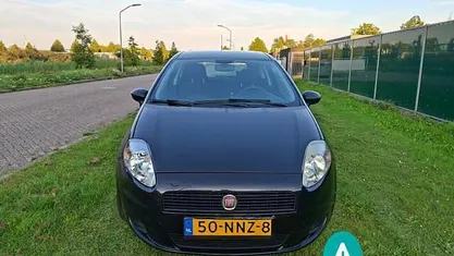 Zwart Gebruikt 2010 Fiat Grande Punto Hatchback | € 1.495 (Eerlijke prijs)