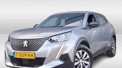 Grijs Gebruikt 2023 Peugeot e-2008 Active SUV | € 19.925 (Super prijs)