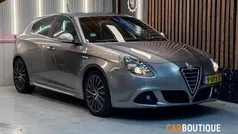 Gebruikt 2010 Alfa Romeo Giulietta Quadrifoglio Verde Hatchback | € 7.990 (Eerlijke prijs)
