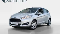 Grijs Gebruikt 2017 Ford Fiesta Style Hatchback | € 9.445 (Eerlijke prijs)