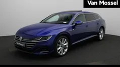 Blauw Gebruikt 2021 VW Arteon Business+ Stationwagen | € 34.900 (Eerlijke prijs)