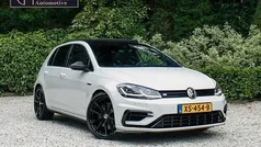 Gebruikt 2017 VW Golf VII R Hatchback | € 27.250 (Eerlijke prijs)