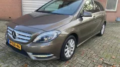Grijs Gebruikt 2014 Mercedes B180 MPV | € 5.650 (Eerlijke prijs)