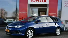 Gebruikt 2015 Toyota Auris Touring Sports Stationwagen | € 13.899 (Eerlijke prijs)