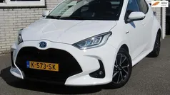 Wit Gebruikt 2021 Toyota Yaris Style Hatchback | € 21.750 (Eerlijke prijs)