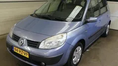 Blauw Gebruikt 2005 Renault Scénic II Expression MPV | € 2.945 (Eerlijke prijs)