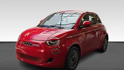 Rood Nieuw 2025 Fiat 500e Urban Hatchback | € 30.970 (Eerlijke prijs)