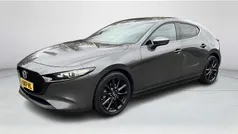 Machine gray Gebruikt 2020 Mazda 3 Luxury Hatchback | € 23.950 (Eerlijke prijs)