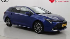 Gebruikt 2023 Toyota Corolla Edition Stationwagen | € 29.999 (Eerlijke prijs)