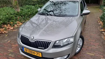 Beige Gebruikt 2014 Skoda Octavia Business Line Stationwagen | € 4.945 (Eerlijke prijs)