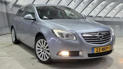 Occasion Opel Insignia Executive 220 PK (161 kW) 2010 Grijs Stationwagen