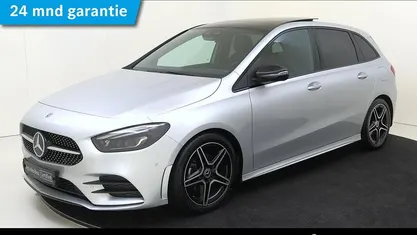 Grijs Gebruikt 2021 Mercedes B200 Business MPV | € 27.945 (Eerlijke prijs)
