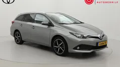 Gebruikt 2017 Toyota Auris Touring Sports Stationwagen | € 16.999 (Eerlijke prijs)