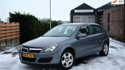 Occasion 2006 Opel Astra Edition Hatchback | € 3.995 (Eerlijke prijs)