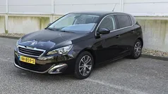 Gebruikt 2017 Peugeot 308 Allure Hatchback | € 7.999 (Goede deal)