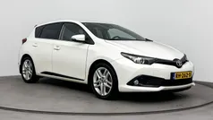 Gebruikt 2019 Toyota Auris Plus Hatchback | € 16.999 (Eerlijke prijs)