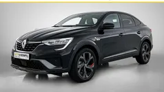 Zwart Gebruikt 2022 Renault Arkana R.S. SUV | € 23.895 (Eerlijke prijs)