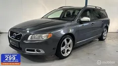 Gebruikt 2010 Volvo V70 R-Design Stationwagen | € 15.945 (Eerlijke prijs)