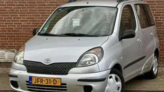 Grijs Gebruikt 2001 Toyota Yaris Verso Sol MPV | € 3.450 (Eerlijke prijs)