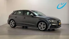 Grijs Gebruikt 2020 Audi A3 Sportback S-Line Hatchback | € 17.250 (Super prijs)
