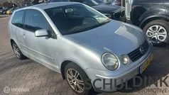 Grijs Gebruikt 2003 VW Polo Highline Hatchback | € 999 (Eerlijke prijs)