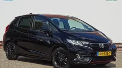 Zwart, metallic lak Gebruikt 2018 Honda Jazz Dynamic Hatchback | € 16.400 (Eerlijke prijs)