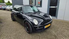 Zwart Gebruikt 2004 Mini ONE Hatchback | € 1.550 (Goede deal)