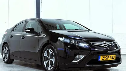 Gebruikt 2013 Opel Ampera Hatchback | € 8.652 (Eerlijke prijs)