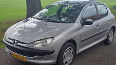 Gebruikt 2000 Peugeot 206 | € 1.350 (Eerlijke prijs)