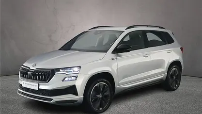 Occasion 2025 Skoda Karoq Business Line SUV | € 39.400 (Eerlijke prijs)