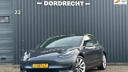 Occasion 2020 Tesla Model 3 Long Range AWD Sedan | € 16.985 (Goede deal)