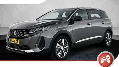 Grijs Gebruikt 2024 Peugeot 5008 Allure SUV | € 31.925 (Goede deal)
