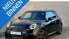 Gebruikt 2023 Mini Cooper Resolute Edition Hatchback | € 29.880 (Eerlijke prijs)