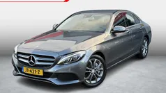 Grijs Occasion 2016 Mercedes C350e Avantgarde Sedan | € 19.999 (Eerlijke prijs)