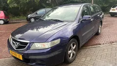 Blauw, metallic lak Gebruikt 2005 Honda Accord Comfort Stationwagen | € 2.222 (Eerlijke prijs)