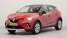 Rood, metallic lak Gebruikt 2020 Renault Captur Intens SUV | € 14.950 (Eerlijke prijs)