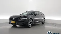 Zwart Gebruikt 2022 Volvo V90 Plus Stationwagen | € 38.900 (Eerlijke prijs)