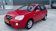 Gebruikt 2009 Kia Carens MPV | € 2.399 (Eerlijke prijs)