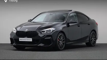 Zwart Gebruikt 2022 BMW M235 Executive Coupé | € 43.880 (Eerlijke prijs)