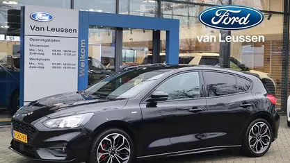 Zwart Gebruikt 2021 Ford Focus Business Edition Hatchback | € 20.890 (Eerlijke prijs)