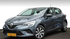 Gebruikt 2022 Renault Clio V Equilibre Hatchback | € 13.440 (Goede deal)