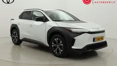 Wit Gebruikt 2024 Toyota bZ4X SUV | € 39.999 (Eerlijke prijs)