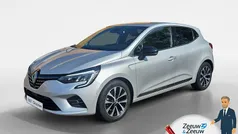Grijs Gebruikt 2022 Renault Clio V Techno Hatchback | € 15.735 (Eerlijke prijs)