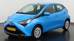 Blauw Gebruikt 2019 Toyota Aygo X-play Hatchback | € 11.395 (Eerlijke prijs)