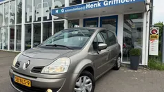 Beige Gebruikt 2010 Renault Grand Modus Dynamique MPV | € 5.650 (Eerlijke prijs)